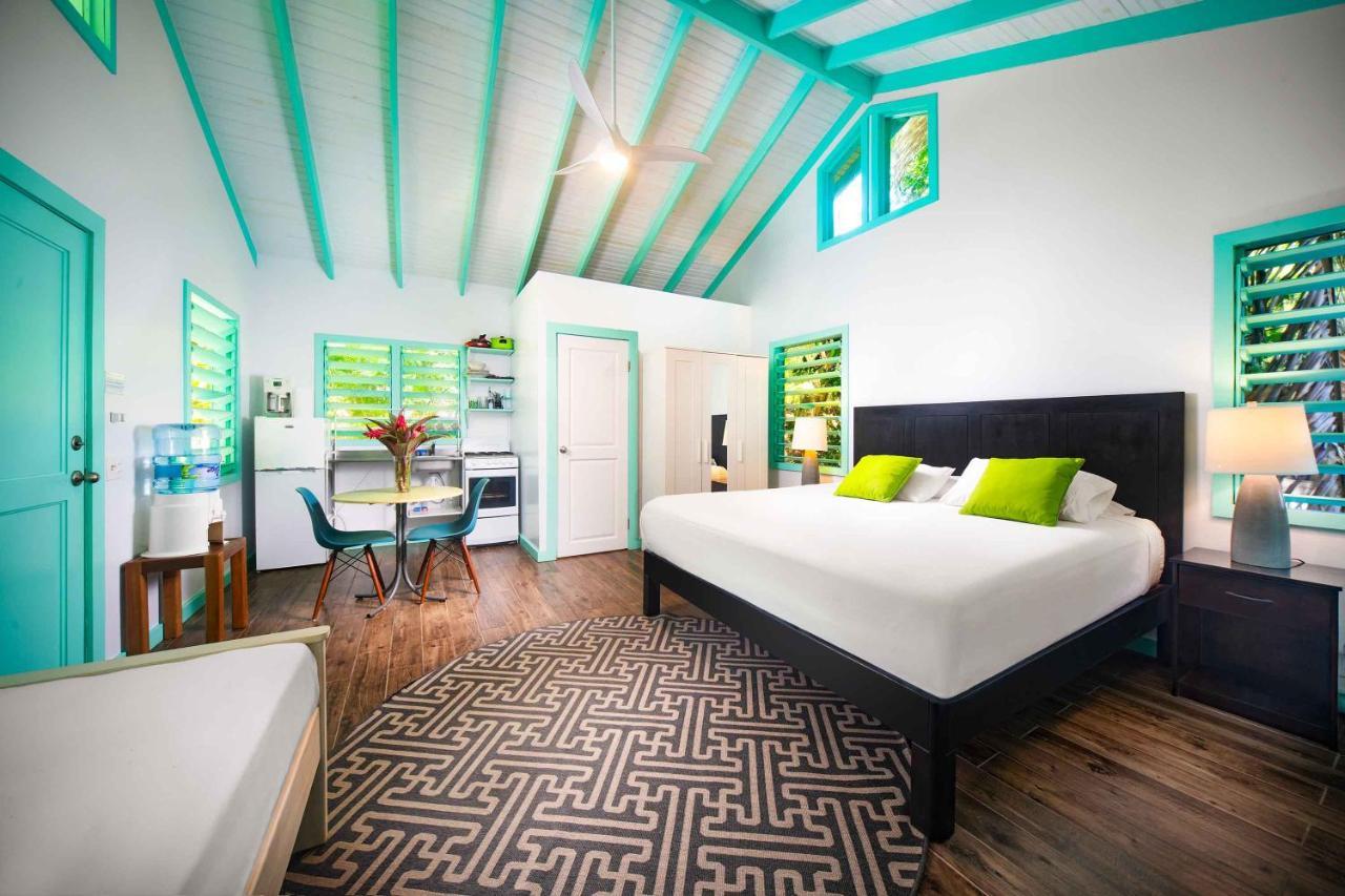 Puerta Azul Hotel Sandy Bay Luaran gambar