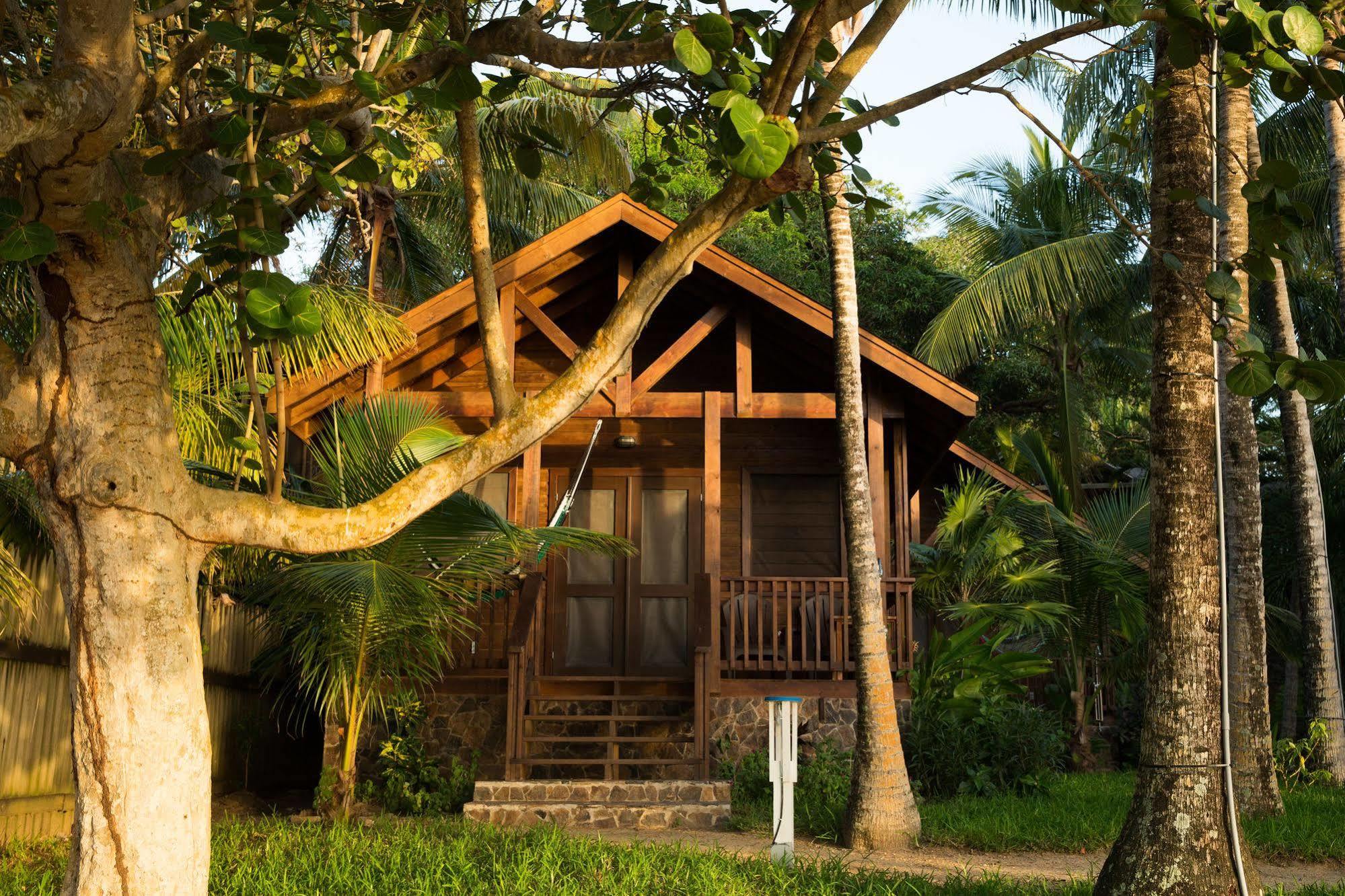 Puerta Azul Hotel Sandy Bay Luaran gambar